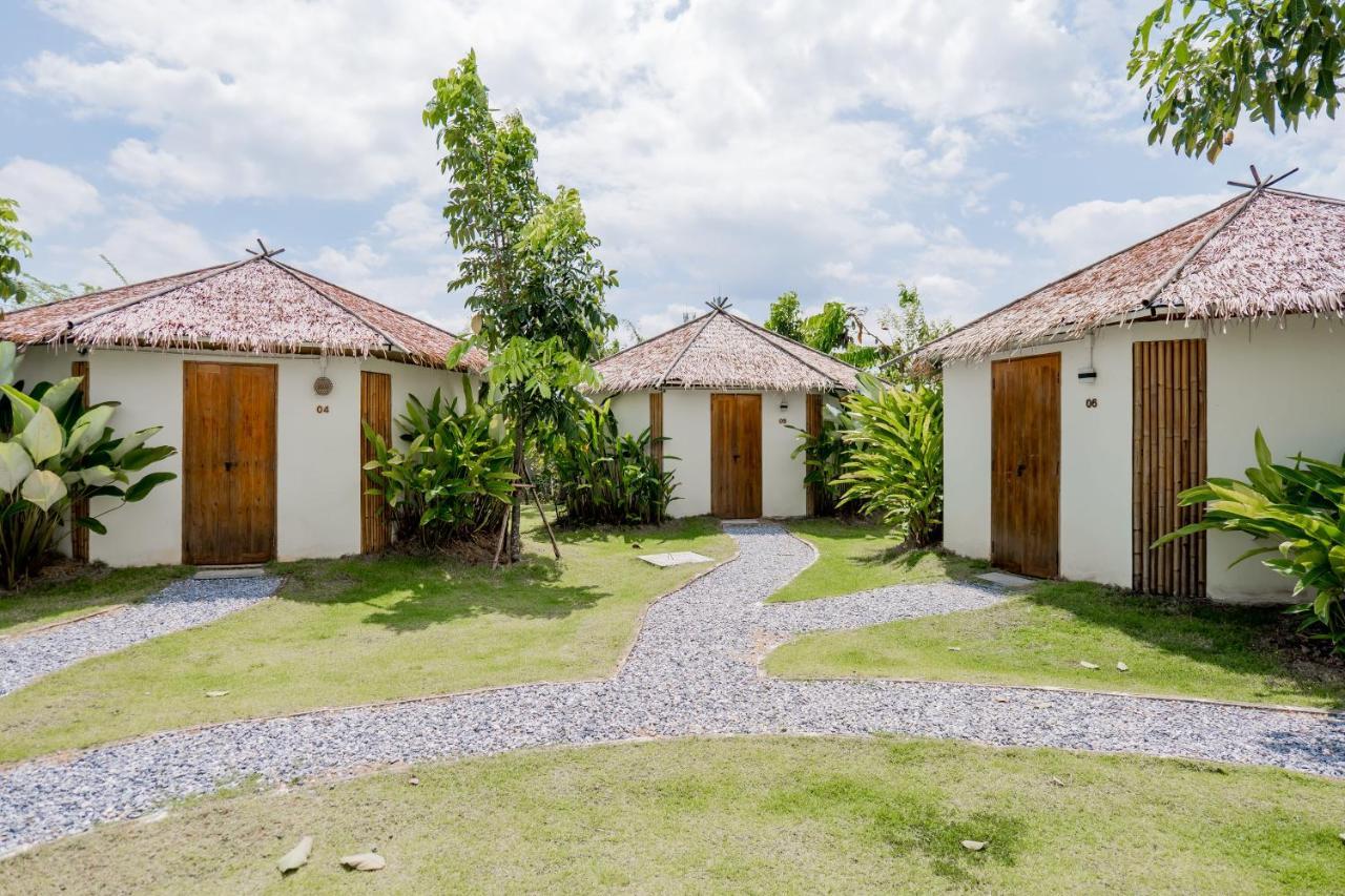 Doowall Hotel Chiang Rai Bagian luar foto