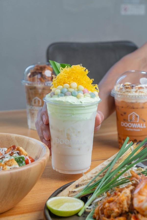 Doowall Hotel Chiang Rai Bagian luar foto